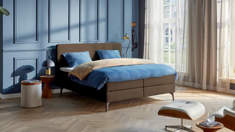 Boxspring Attraktiv Lykka vlak met gestoffeerd matras, cappuccino