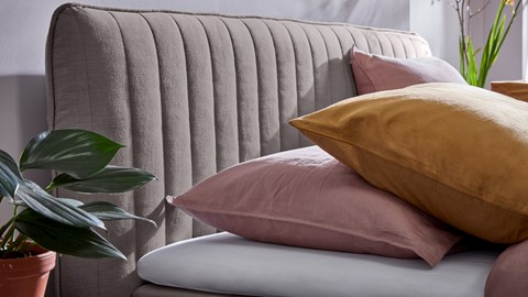 Boxspring Ruby vlak met gestoffeerd matras, taupe