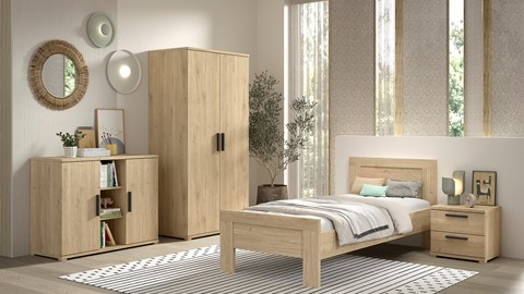 Kinderkamer Sam met bed, nachtkast, commode 2 deuren en 2 deurs draaideurkast, eik