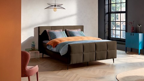 Boxspring Attraktiv Trendik vlak met gestoffeerd matras, cappuccino