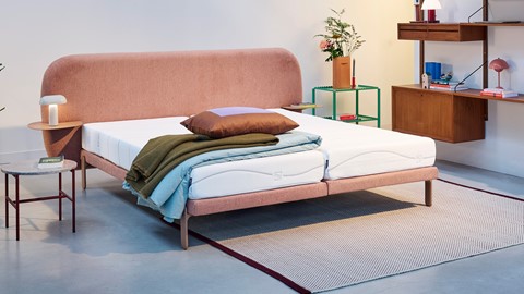 Bed Element met hoofdbord Lush, nachttafels en coolmotion 2 matrassen, powder