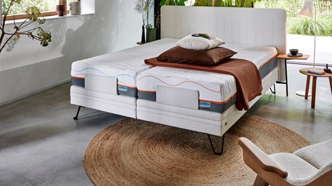 Boxspring Elite Lines verstelbaar met Slow Motion 2 matras, ivory