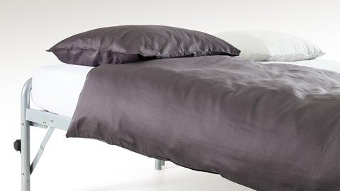 Bed met onderschuifbed Doppia, zilver