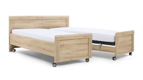 Bed Elba uitrijdbaar, licht eiken