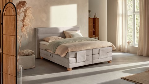 Boxspring Solid Lina verstelbaar met gestoffeerd matras, naturel