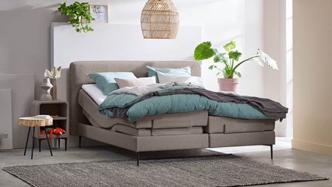 Boxspring Quartz verstelbaar met gestoffeerd matras, rpes 83
