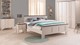 Bed Chateau, champagne/noten