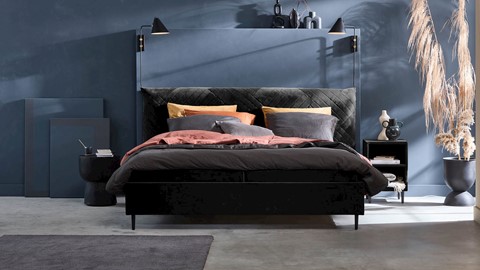 Bed Sapphire, onyx