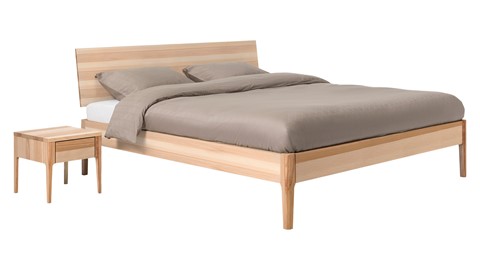 Bed Sky beuken met hoofdbord hout en poot hout, beuken