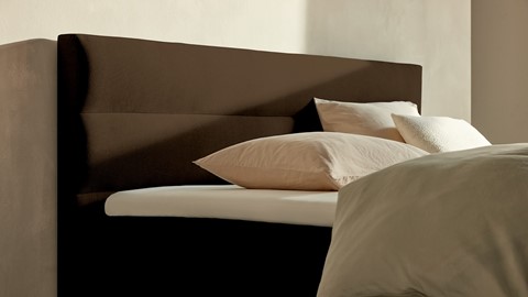 Boxspring Solid Lina vlak met gestoffeerd matras, cappuccino