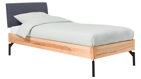 Bed Sky beuken met hoofdbord stof en poot metaal, beuken stof grijs