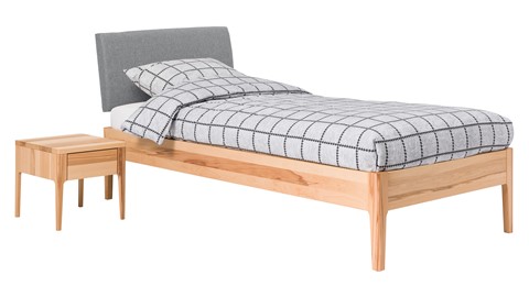 Bed Sky beuken met hoofdbord stof en poot hout, beuken stof basalt