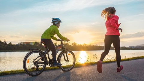 De relatie tussen sport en (middag)slaap