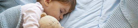 Tips om je kind op tijd in bed te leggen