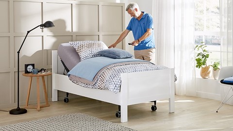Afstandsbediening van een elektrisch verstelbare bedbodem