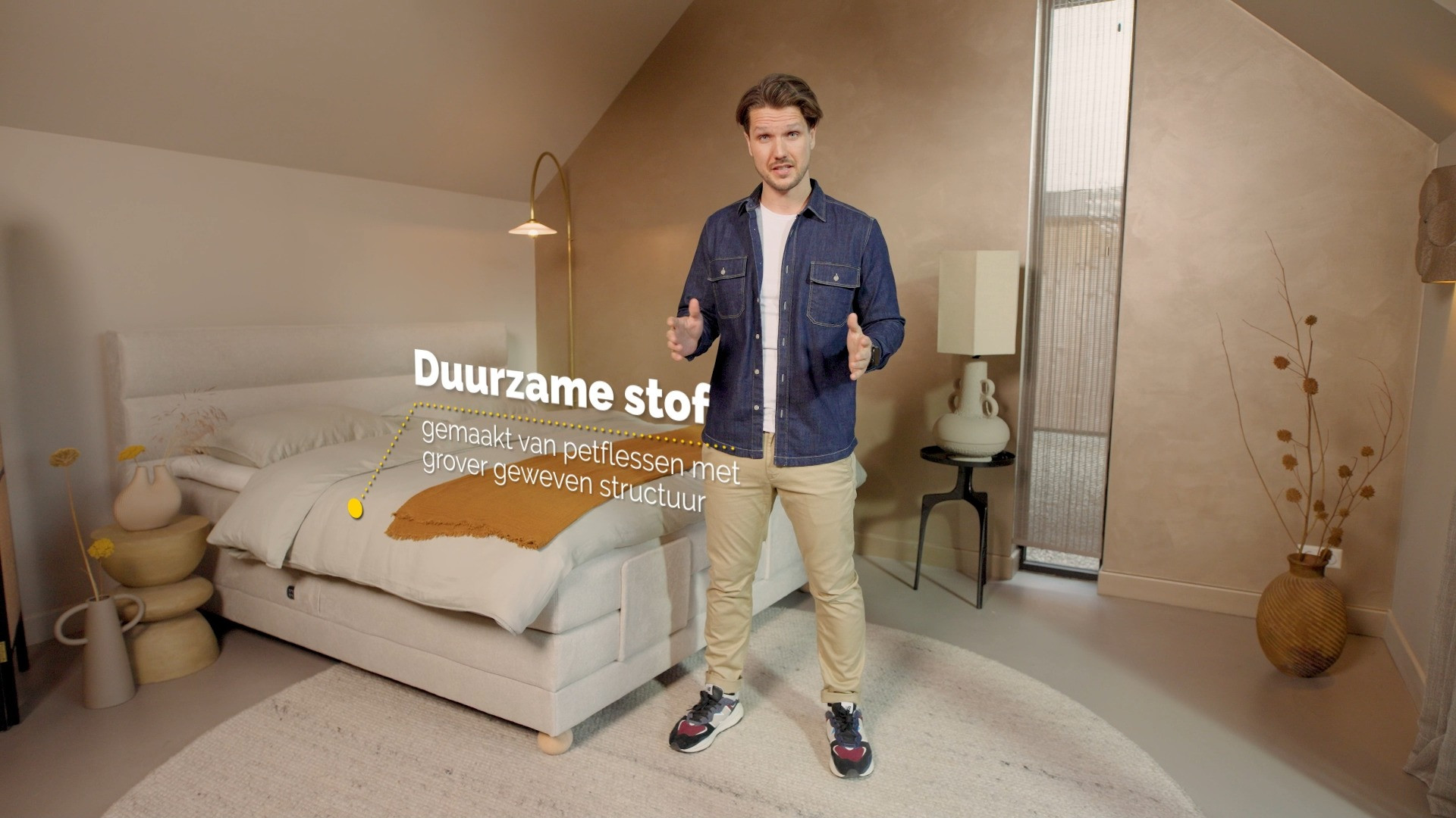 De elektrische verstelbare boxspring Solid Lina | Karlsson | Beter Bed
