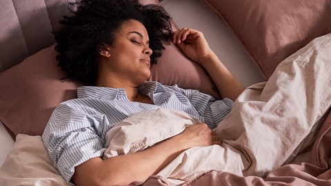 Powernap: hoe lang, waarom en hoe laat?